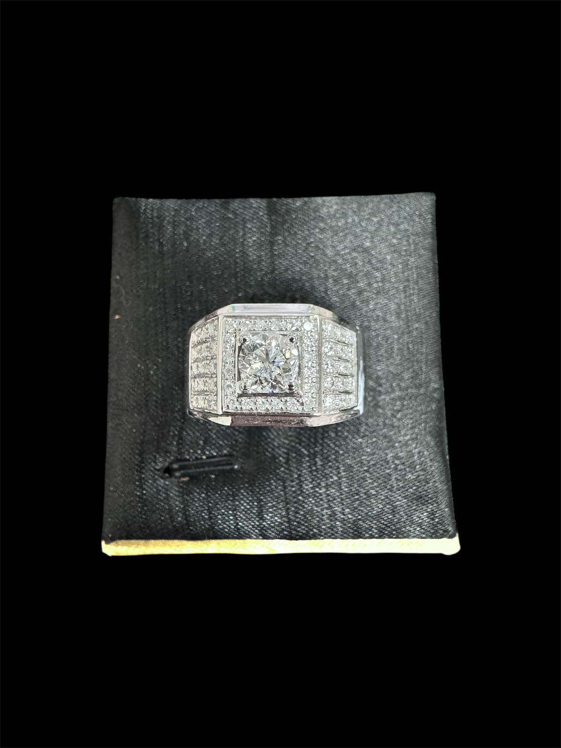 GIA鑽石戒指-主鑽1克拉-E-VVS2